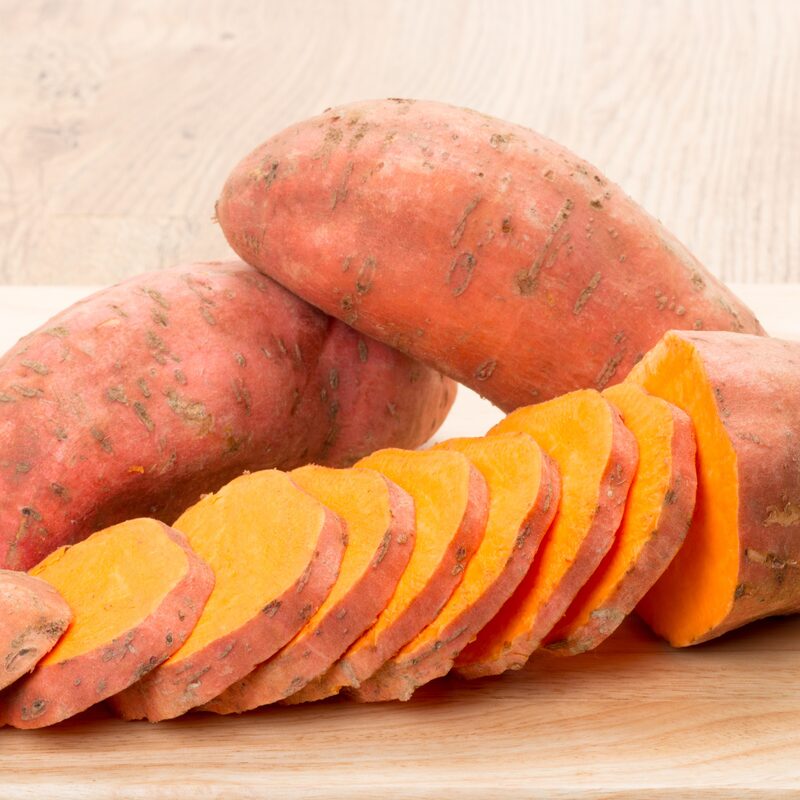 Beauregard Sweet Potato Slips, Sweet Potato Vine Live Plant - 20 Slips - Non-Gmo Organic - Well Rooted - Zone: 10-11- Outdoors - Full Sun